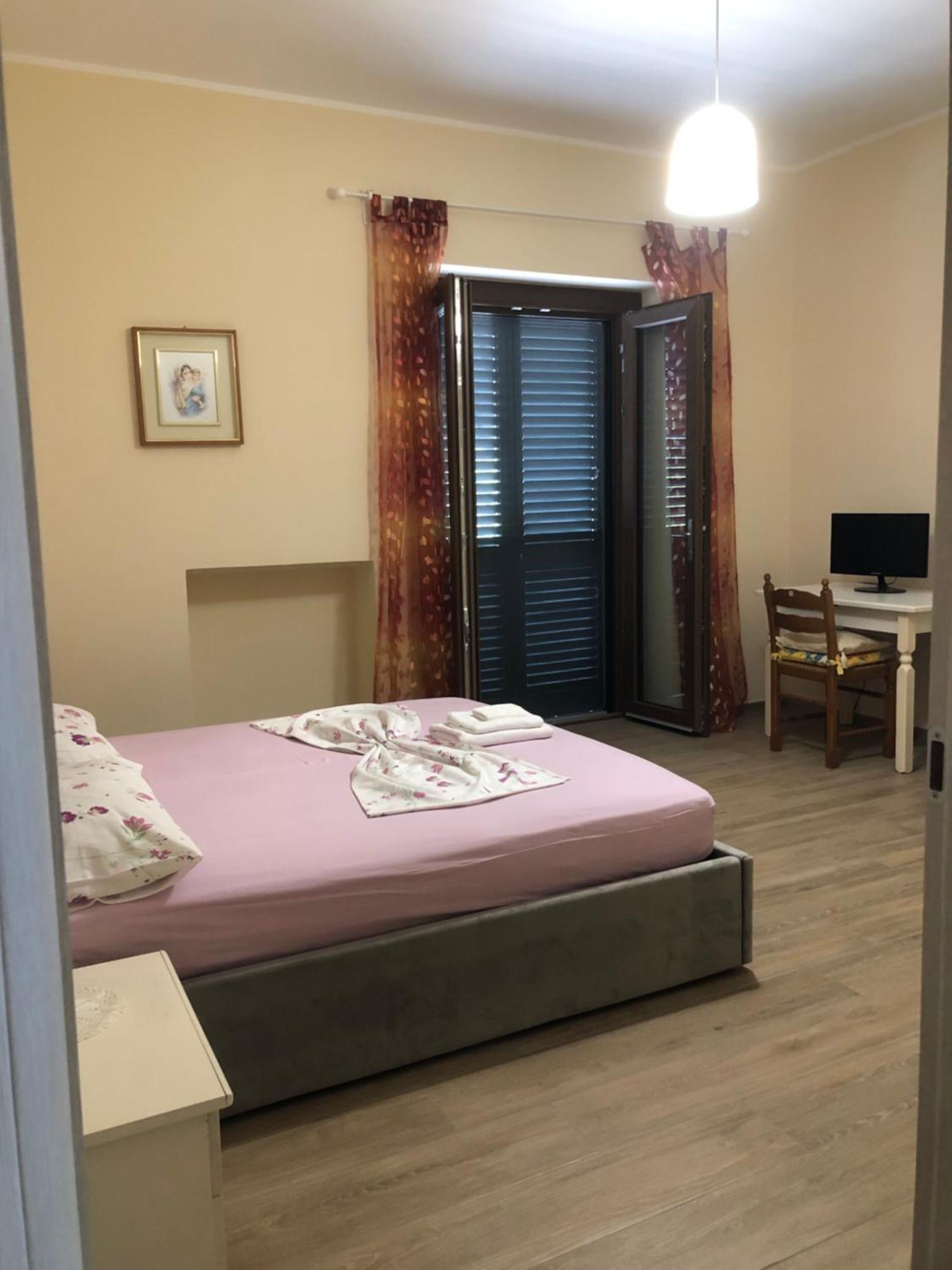 Stanze Private In Villa Торино Екстериор снимка